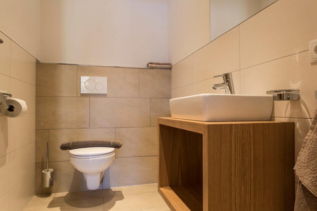 Slow Living Suite - Ferienwohnung Mit Privater Sauna & Garten Fiss Εξωτερικό φωτογραφία